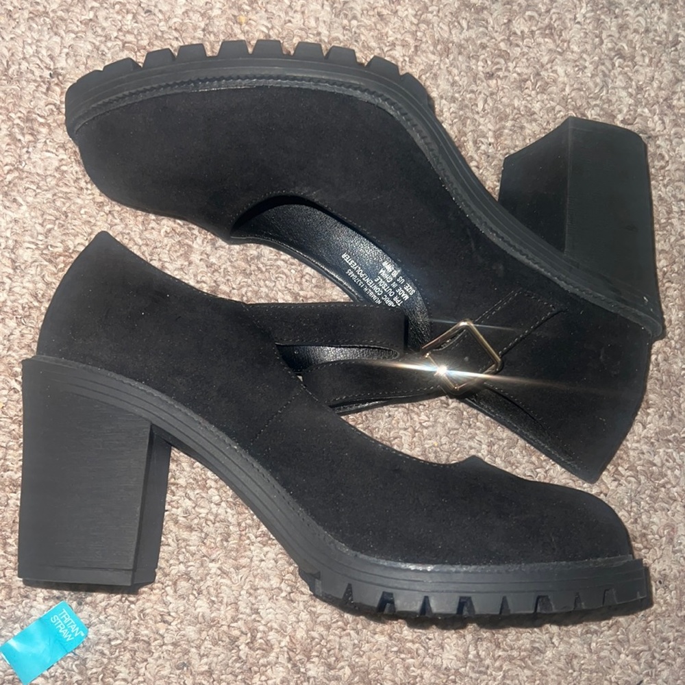 Never Worn torrid Mary Jane heels